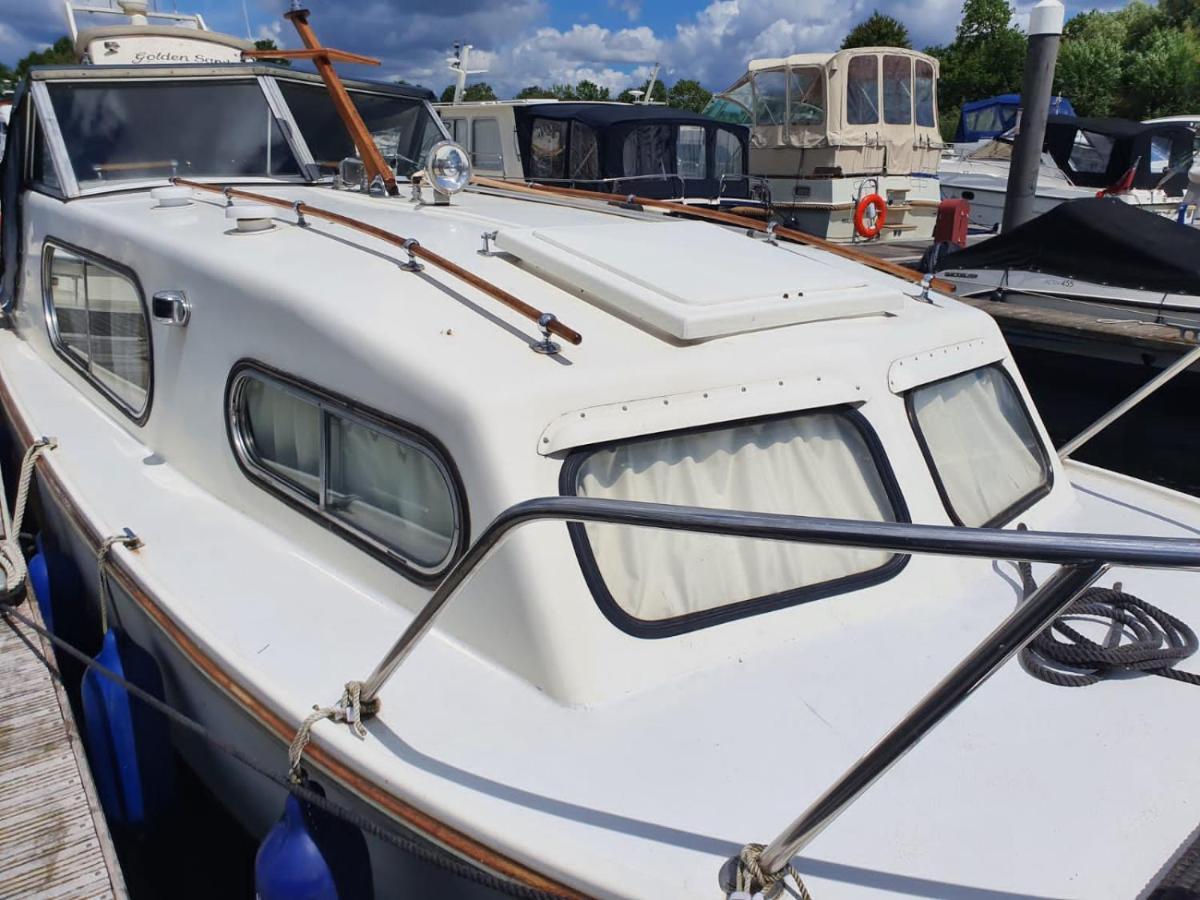 Buoyant Breaks Bray Exterior foto